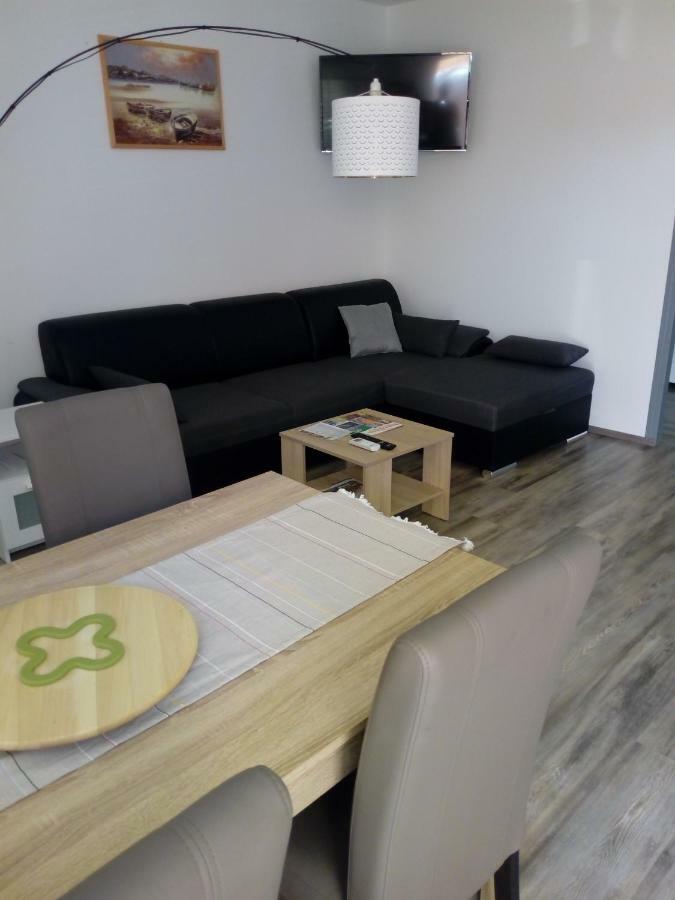 Apartamento Mendula Pakoštane Exterior foto